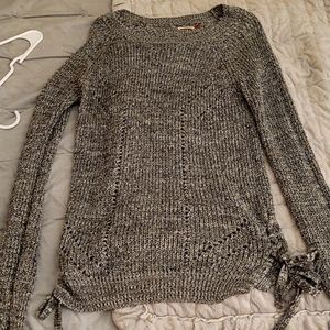Gray long sleeve sweater